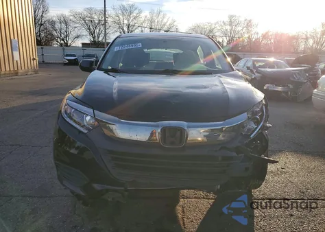 2019 Honda Hr-V Lx z USA, uszkodzony, nr VIN 3CZRU6H35KG712610